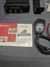 Load image into Gallery viewer, Motorola CDM1250 AAM25RKD9AA2AN UHF 403-470Mhz  40 Watt  Mobile Two Way Radio
