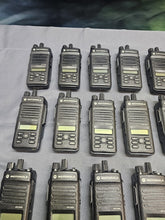 Load image into Gallery viewer, 31 Motorola MOTOTRBO XPR3500e 403-512 MHz UHF Two Way Radio AAH02RDH9VA1AN AMA
