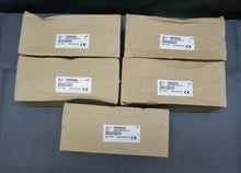 Load image into Gallery viewer, Lot of FIVE BRAND NEW Motorola Speaker Microphone PMMN4045A For Two Way Radios

