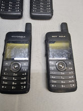 Load image into Gallery viewer, TEN Motorola SL7550 403-470 MHz UHF Two Way Radio AAH81QCN9NA2AN - All Power ON
