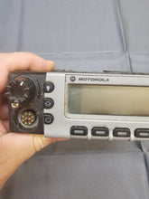 Load image into Gallery viewer, Motorola XTL5000 Silver XTL Head 800 MHz P25 9600 kb Two Way Radio M20URS9PW1AN
