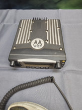 Load image into Gallery viewer, Motorola XTL5000 Silver XTL Head 800 MHz P25 9600 kb Two Way Radio M20URS9PW1AN
