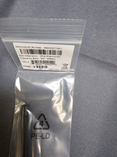 Load image into Gallery viewer, NEW IN BOX Motorola DTR700 DTS150NBDLAA 900Mhz Two Way Radio w Charger &amp; Antenna
