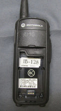 Load image into Gallery viewer, ONE Working Motorola DTR650 Digital 900 MHz Two Way Radio with Antenna
