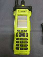 Load image into Gallery viewer, MOTOROLA APX 7000 XE VHF 7-800 P25 TDMA Two Way Radio H49TGD9PW1AN LOADED
