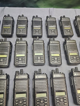 Load image into Gallery viewer, 31 Motorola MOTOTRBO XPR3500e 403-512 MHz UHF Two Way Radio AAH02RDH9VA1AN AMA
