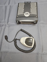 Load image into Gallery viewer, Motorola XTL5000 Silver XTL Head 800 MHz P25 9600 kb Two Way Radio M20URS9PW1AN
