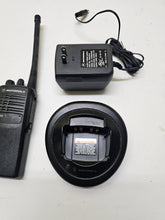 Load image into Gallery viewer, MOTOROLA HT750 136-174 MHz VHF 16ch TWO WAY RADIO AAH25KDC9AA3AN w Charger
