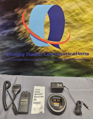 Motorola HT1250 403-470 MHz UHF Two Way Radio w Charger AAH25RDF9AA5AN