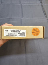 Load image into Gallery viewer, NEW IN BOX Motorola DTR700 DTS150NBDLAA 900Mhz Two Way Radio w Charger &amp; Antenna
