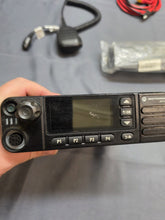 Load image into Gallery viewer, Motorola MOTOTRBO XPR5550e 403-470Mhz UHF 45W Two Way Radio AAM28QPN9WA1AN
