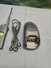 Load image into Gallery viewer, Motorola XTS2500 136-174 MHz VHF P25 Two Way Radio H46KDD9PW5BN w Charger
