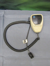 Load image into Gallery viewer, Motorola XTL2500 800Mhz P25 Mobile Two Way Radio with Microphone M21URM9PW1AN
