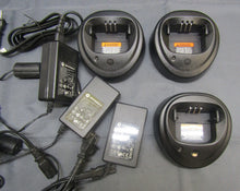 Load image into Gallery viewer, FIVE Motorola Radius CP200 146-174 MHz VHF 16 Ch Two Way Radio AAH50KDC9AA2AN
