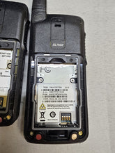 Load image into Gallery viewer, TEN Motorola SL7550 403-470 MHz UHF Two Way Radio AAH81QCN9NA2AN - All Power ON
