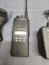 Load image into Gallery viewer, Motorola HT1250 403-470 MHz UHF Two Way Radio w Charger AAH25RDF9AA5AN
