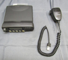 Load image into Gallery viewer, Motorola CDM1550 LS+ 403-470 MHz UHF Two Way Radio w Mic AAM25SKF9DP5AN
