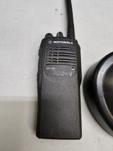 Load image into Gallery viewer, MOTOROLA HT750 136-174 MHz VHF 16ch TWO WAY RADIO AAH25KDC9AA3AN w Charger
