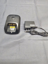 Load image into Gallery viewer, Motorola MOTOTRBO XPR7580 800/900 MHz two Way Radio w Connect Plus
