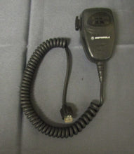 Load image into Gallery viewer, Motorola CDM1550 LS+ 403-470 MHz UHF Two Way Radio w Mic AAM25SKF9DP6AN

