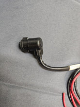 Load image into Gallery viewer, Futurecom MOTOROLA 1W083A01-01 Right Angle DVRS Power Cable for APX Radios

