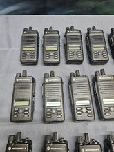 Load image into Gallery viewer, 40 Motorola MOTOTRBO XPR3500e 403-512 MHz UHF Two Way Radio AAH02RDH9VA1AN AMA

