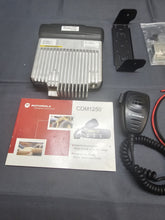 Load image into Gallery viewer, Motorola CDM1250 AAM25RKD9AA2AN UHF 403-470Mhz  40 Watt  Mobile Two Way Radio
