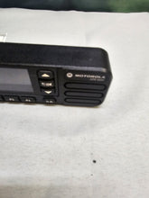 Load image into Gallery viewer, Motorola XPR5550 UHF VHF Two Way Radio Replacement Control Head w Ribbon Cable
