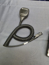 Load image into Gallery viewer, MOTOTRBO XPR3500e 403-512MHz UHF Two Way Radio AAH02RDH9VA1AN w Charger &amp; Mic
