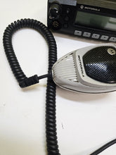 Load image into Gallery viewer, Motorola XTL2500 136-174 VHF 50W Remote Head Two Way Radio w Mic M21KSM9PW1AN
