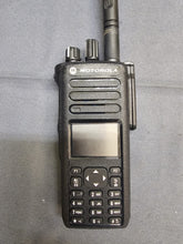 Load image into Gallery viewer, Motorola XPR7550e 403-512 MHz UHF Two Way Radio w Charger AAH56RDN9WA1AN
