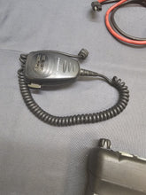 Load image into Gallery viewer, Motorola CDM1550 LS+ 136-174 MHz 45 Watt VHF Two Way Radio AAM25KKF9DP6AN w Mic
