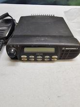 Load image into Gallery viewer, Motorola CDM1550 403-470 MHz UHF 40 Watt Two Way Radio w Mic AAM25RKF9AA5AN
