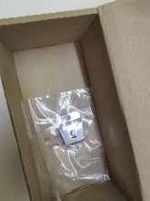 Load image into Gallery viewer, NEW IN BOX OEM Motorola FMN1615A Micom Two Way Radio Hand Microphone
