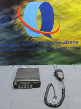 Load image into Gallery viewer, Motorola CDM1550 LS+ 403-470 MHz UHF Two Way Radio w Mic AAM25SKF9DP5AN
