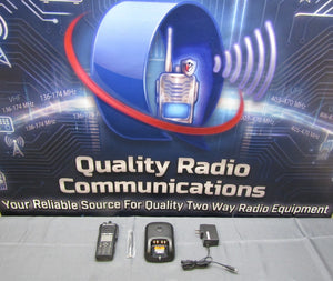 One Motorola MotoTRBO XPR7550 UHF 403-512 MHz Two Way Radio AAH56RDN9KA1AN