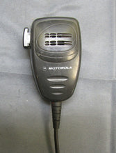 Load image into Gallery viewer, Motorola CDM1550 LS+ 403-470 MHz UHF Two Way Radio w Mic AAM25SKF9DP6AN

