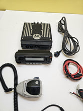 Load image into Gallery viewer, Motorola XTL2500 136-174 VHF 50W Remote Head Two Way Radio w Mic M21KSM9PW1AN
