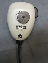Load image into Gallery viewer, Motorola CDM750 403-470 MHz UHF 25W Mobile Two Way Radio AAM25RHC9AA1AN w Mic
