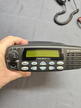 Load image into Gallery viewer, Motorola CDM1550 LS+ 136-174 MHz 45 Watt VHF Two Way Radio AAM25KKF9DP6AN w Mic
