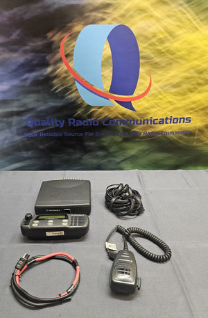 Motorola CDM1250 450-512 MHz UHF 40W Remote Head Two Way Radio AAM25SKD9PW2AN