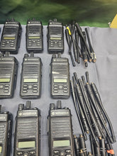 Load image into Gallery viewer, 40 Motorola MOTOTRBO XPR3500e 403-512 MHz UHF Two Way Radio AAH02RDH9VA7AN AMA
