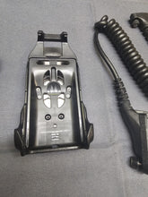 Load image into Gallery viewer, MOTOROLA Si 500 for APX RADIO VIDEO SPEAKER MICROPHONE BODY CAMERA N7001A
