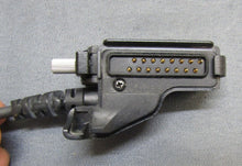 Load image into Gallery viewer, EF JOHNSON KENWOOD VIKING VP900 R5893600160 Two Way Radio Speaker Mic
