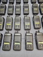 Load image into Gallery viewer, 40 Motorola MOTOTRBO XPR3500e 403-512 MHz UHF Two Way Radio AAH02RDH9VA1AN AMA
