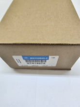 Load image into Gallery viewer, Yellow Motorola XTS5000R 800 MHz P25 Two Way Radio H18UCF9PW6AN w NEW Charger
