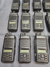 Load image into Gallery viewer, 25 Motorola MOTOTRBO XPR3500e 403-512 MHz UHF Two Way Radio AAH02RDH9VA7AN AMA
