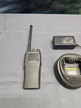 Load image into Gallery viewer, Motorola Radius CP200 136-162 MHz VHF 16 Ch 5 Watt Two Way Radio AAH50JDC9AA2AN
