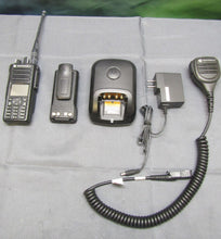 Load image into Gallery viewer, WORKING Motorola XPR7550e 403-512 MHz UHF Two Way Radio w Charger AAH56RDN9WA1AN
