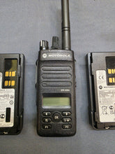 Load image into Gallery viewer, Lot of 10 Motorola MOTOTRBO XPR3500e 403-512MHz UHF Two Way Radio AAH02RDH9VA1AN

